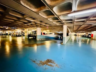 Parque de Estacionamento Almirante Reis